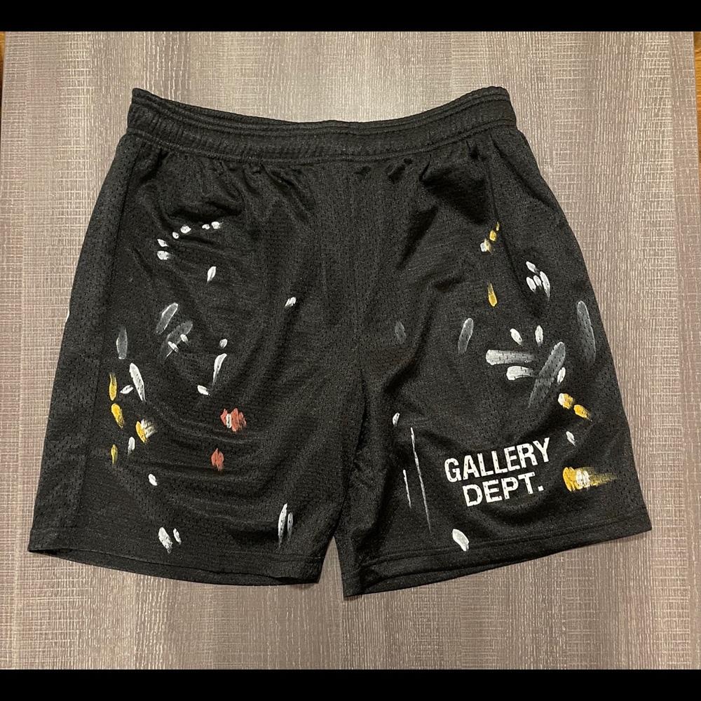 Gallery dept paint splatter black gym shorts size Large